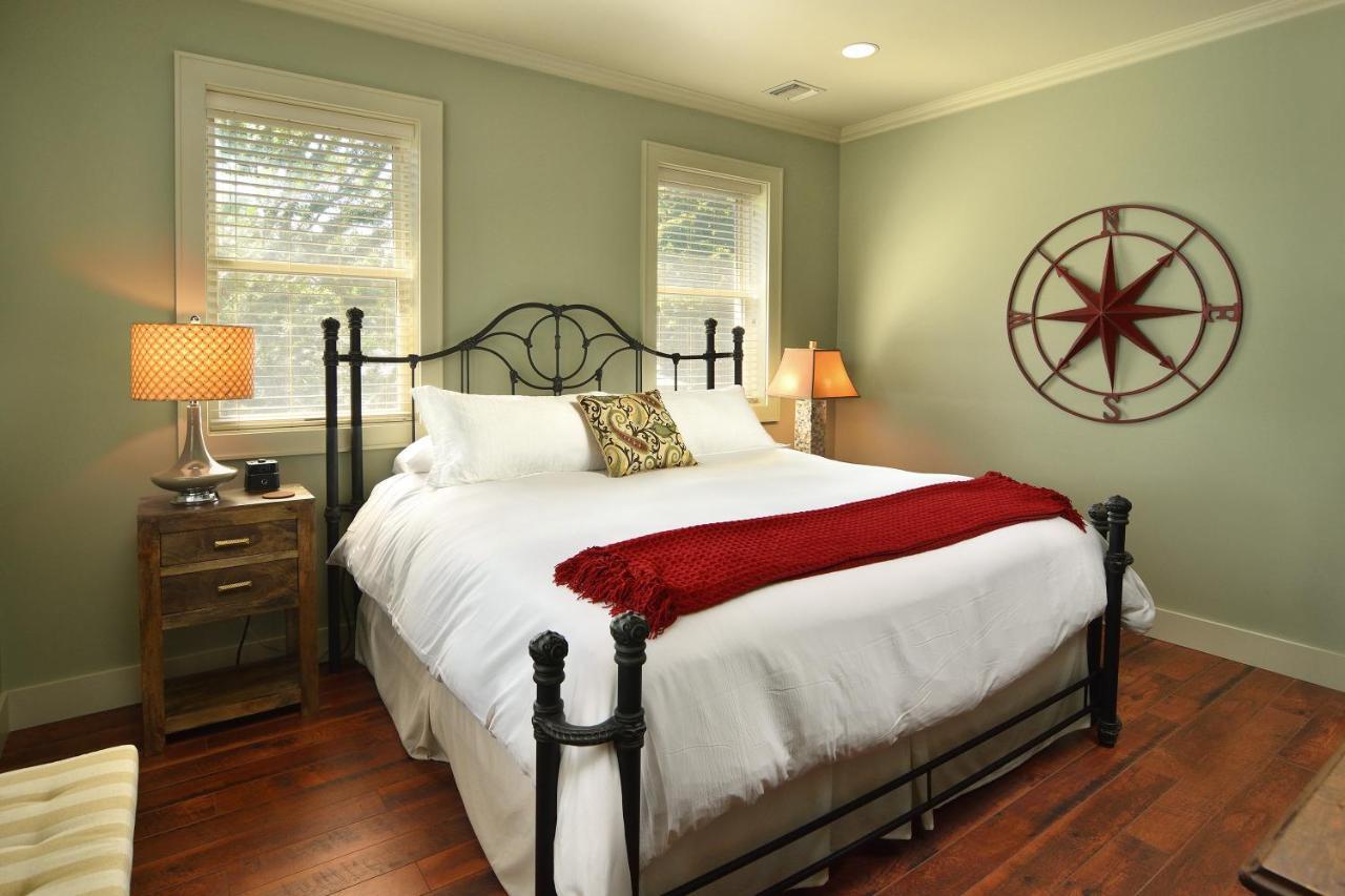 Bay Breeze Inn South Jamesport Exteriér fotografie